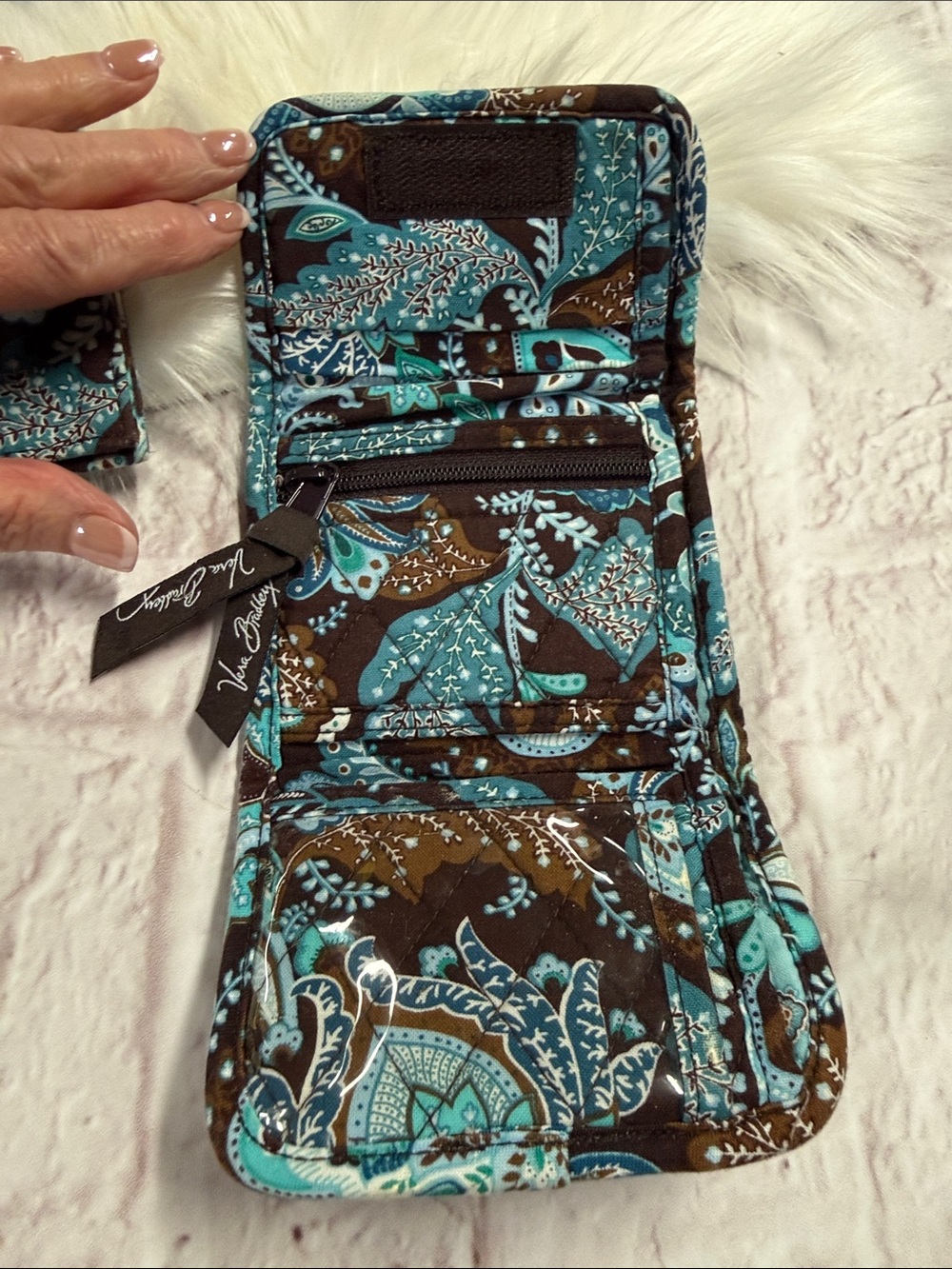 Vera Bradley Brown & Teal Quilted Paisley Crossbody with Matching Wallet - Picture 6 of 17